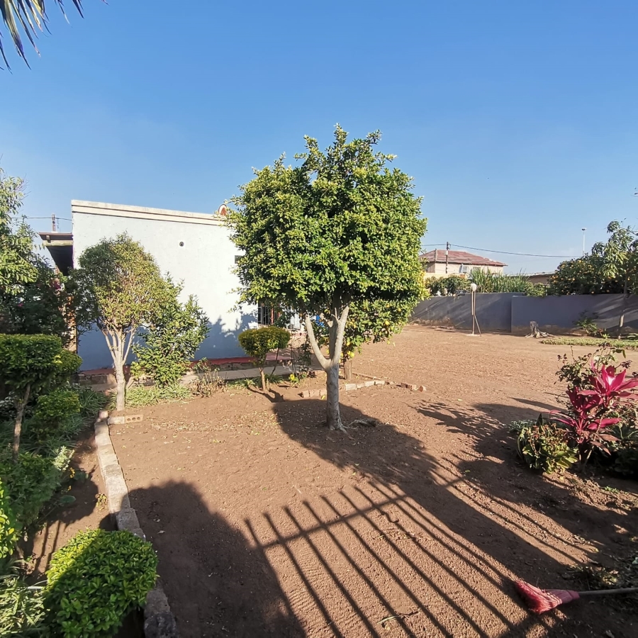 2 Bedroom Property for Sale in Lethlabile North West